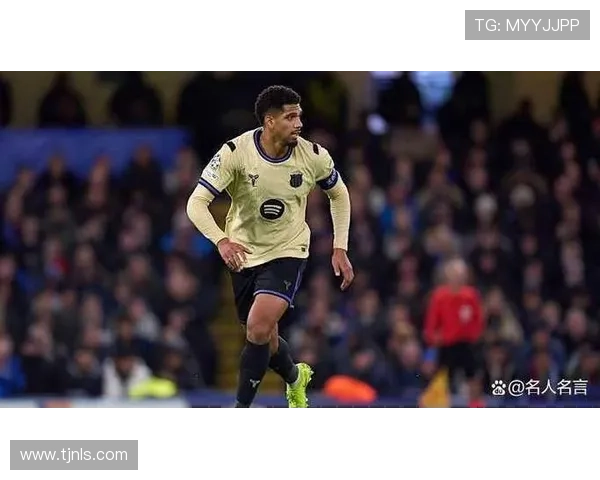 英国方面批评阿劳霍犯规恶劣险断福登腿