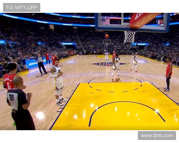 艾维飞机直播怒批库里中心化打法